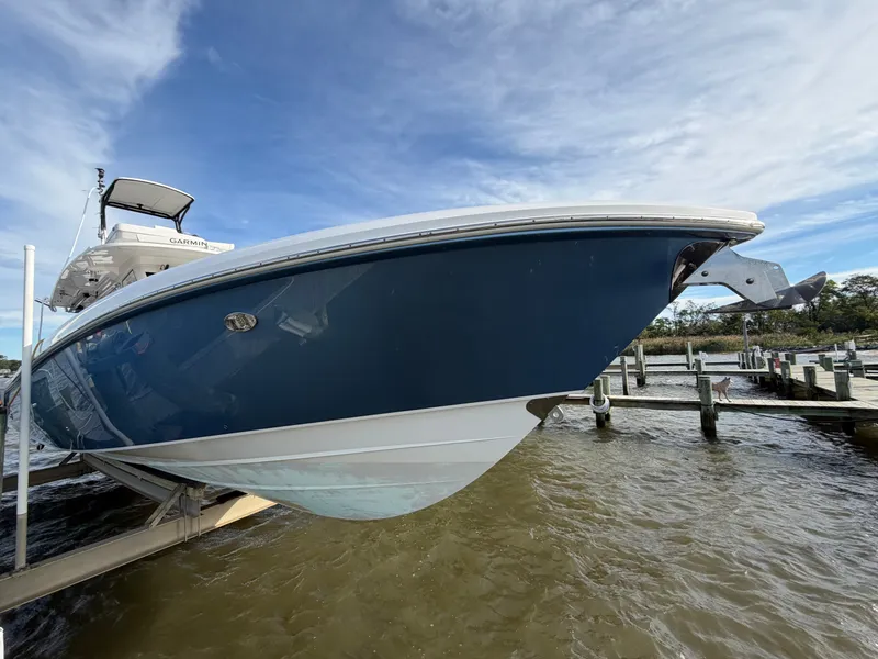 Slide: The Image of Everglades 435 Center Console 2015 - 2