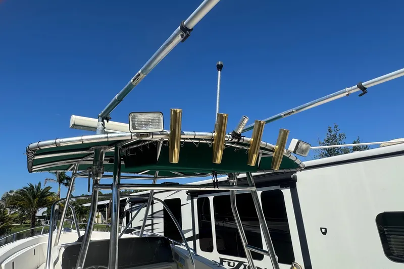Slide: The Image of Pursuit 3070 Center Console 2001 - 60
