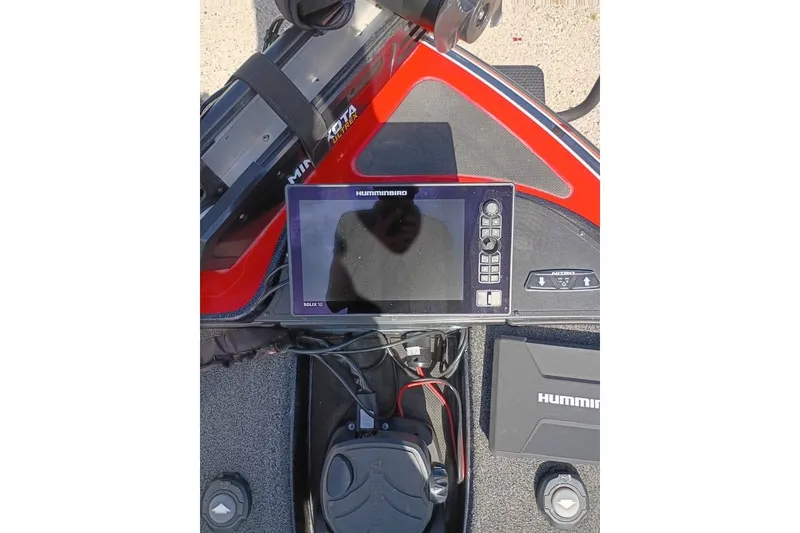 Slide: The Image of Control panel of a 2020 Nitro Z21 Pro boat with Humminbird electronics. - 14