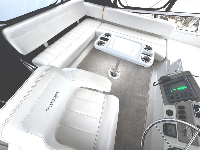 Slide: The Image of Carver Yachts 370 Voyager 1999 - 20