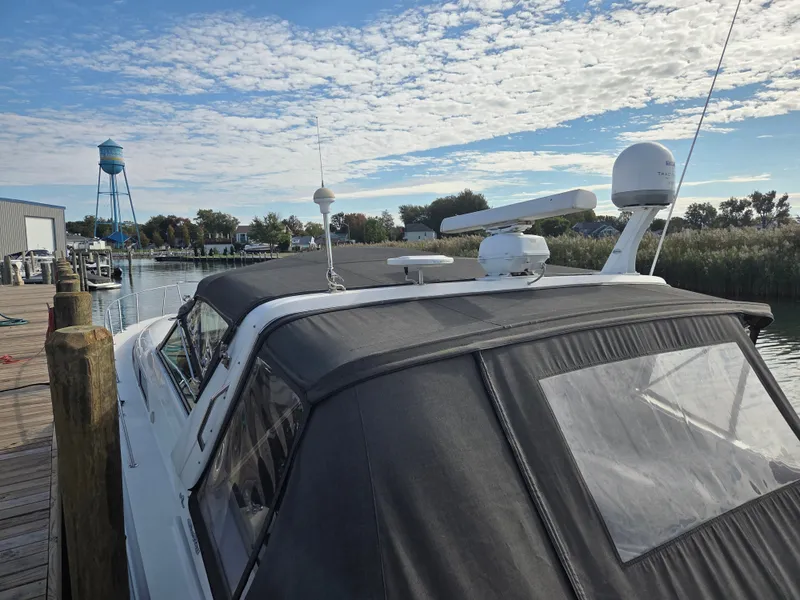 Slide: The Image of Sea Ray 420 Sundancer 1991 - 3