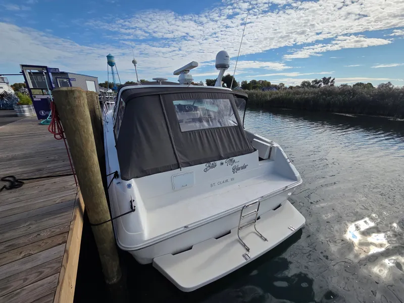 Slide: The Image of Sea Ray 420 Sundancer 1991 - 5