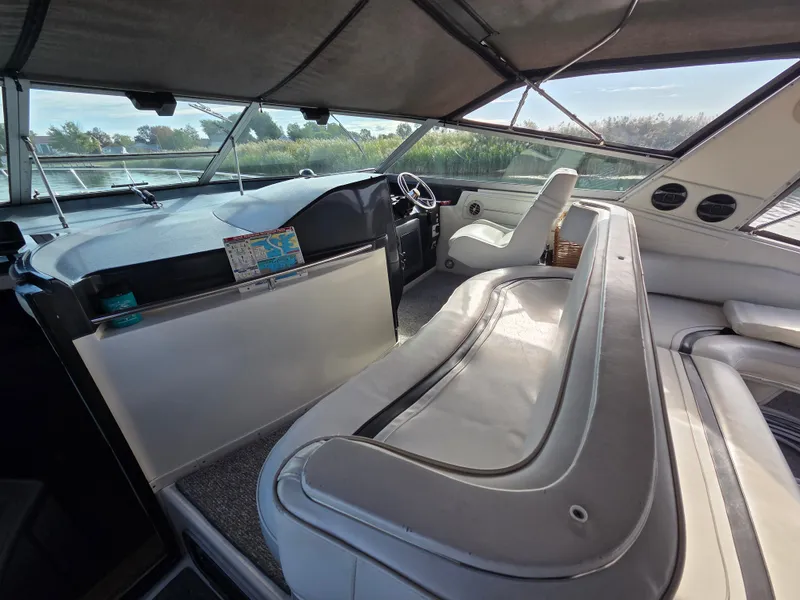 Slide: The Image of Sea Ray 420 Sundancer 1991 - 10