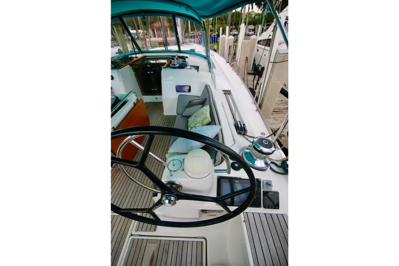 Slide: The Image of Starboard helm with instruments - 17