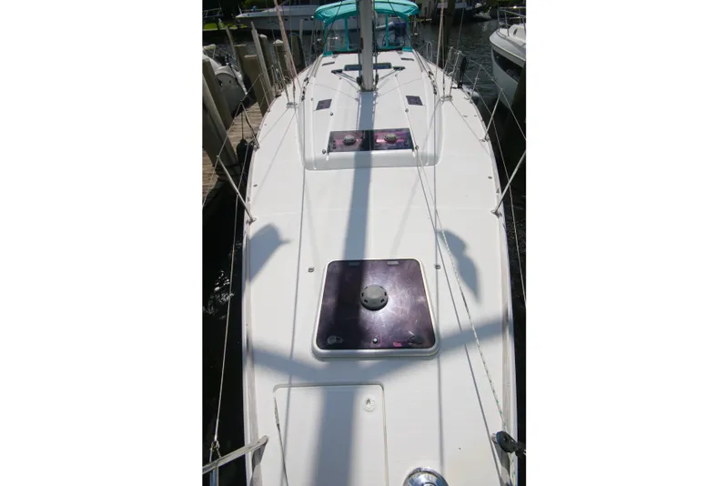 Slide: The Image of Deck view of Jeanneau 509 - 19