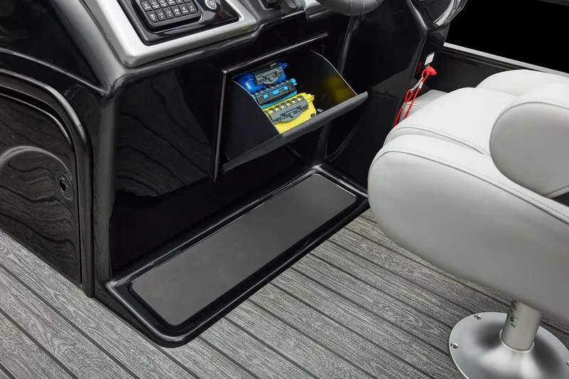 Slide: The Image of Ranger 220FC 2027 - 25