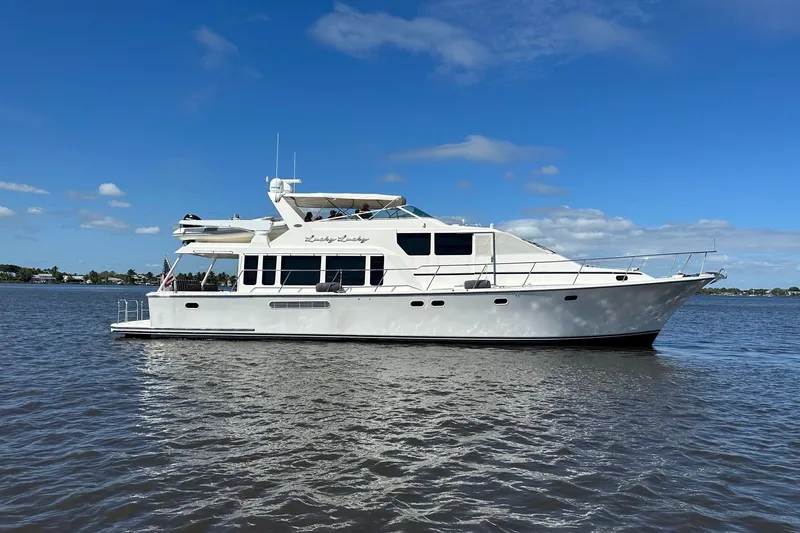 The Image of Pacific Mariner Motor Yacht 2001 - undefined