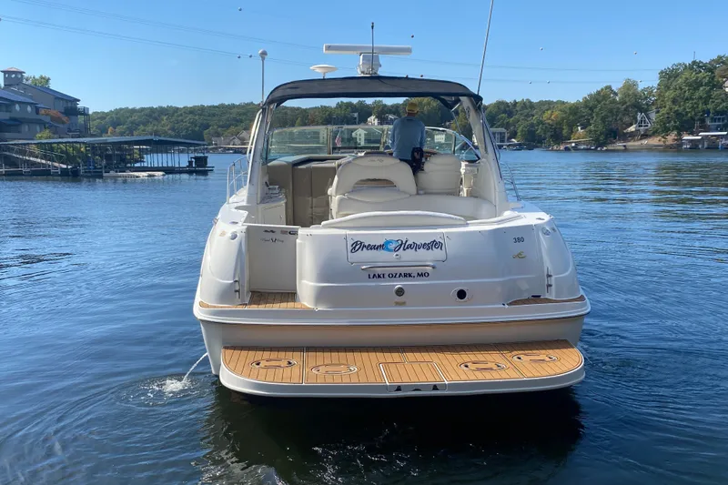 Slide: The Image of 1999 Sea Ray 380 Sundancer yacht on Lake Ozark, Missouri, rear view. - 7