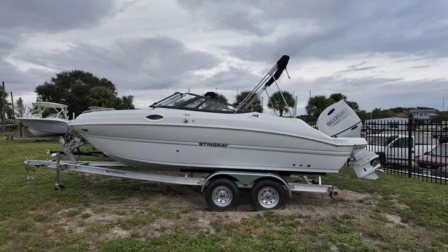 The Image of Stingray 22DC 2027 on a trailer, ready for adventure. - 0