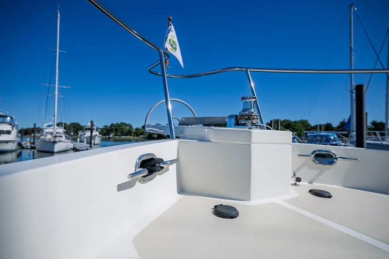 Slide: The Image of 1999 Ocean Alexander 426 Classicco Sedan - 60