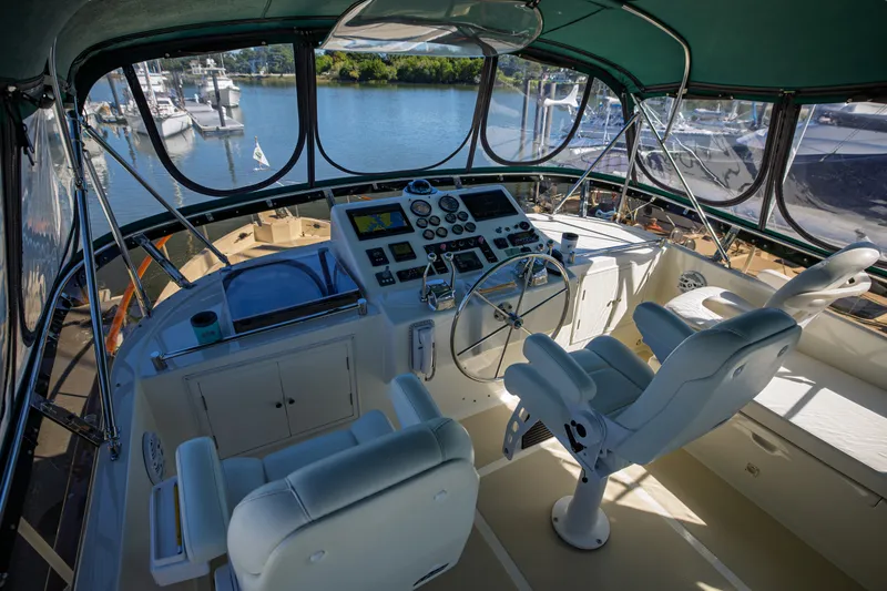 Slide: The Image of 1999 Ocean Alexander 426 Classicco Sedan - 51