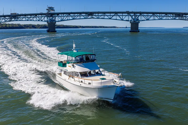 Slide: The Image of 1999 Ocean Alexander 426 Classicco Sedan - 12