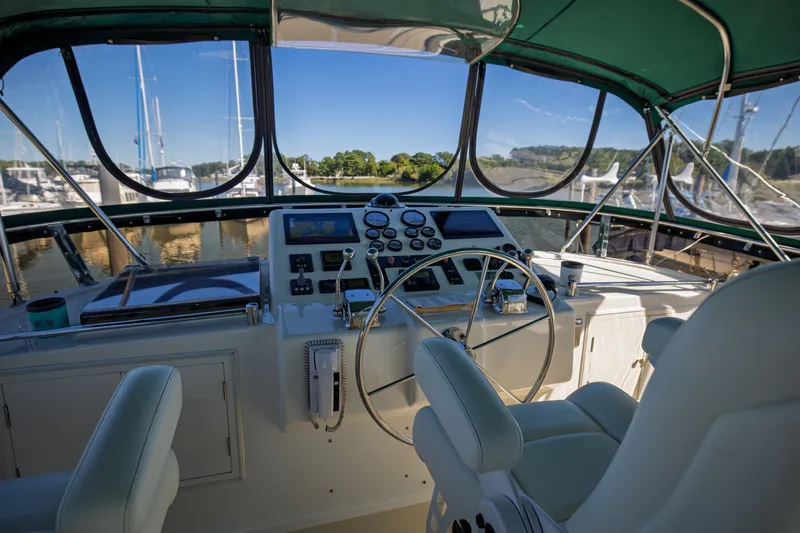 Slide: The Image of 1999 Ocean Alexander 426 Classicco Sedan - 52