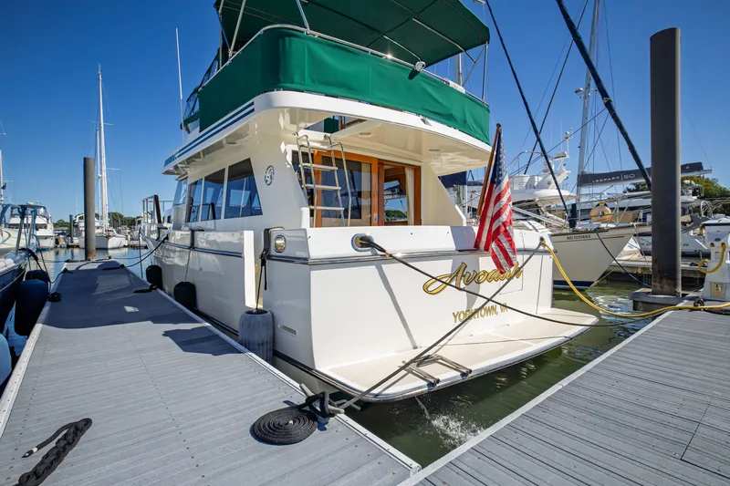 Slide: The Image of 1999 Ocean Alexander 426 Classicco Sedan - 14