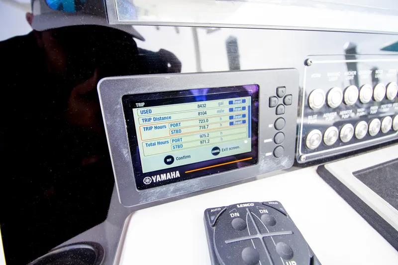 Slide: The Image of Yamaha display on a 2019 Sea Fox 328 Commander boat. - 22