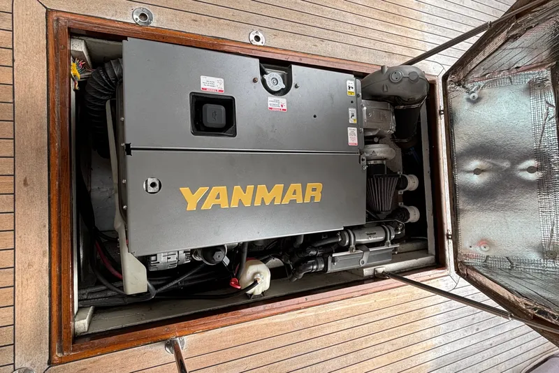 Slide: The Image of Engine compartment of 1993 Webbers Cove Pemaquid Beach 26 with Yanmar engine. - 22