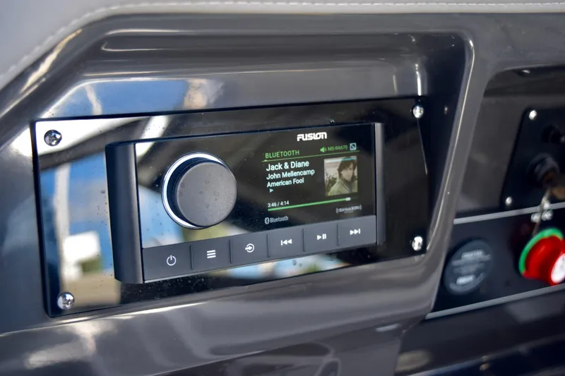 Slide: The Image of Dashboard of 2025 Monterey 275SS Super Sport with Fusion Bluetooth audio system. - 107
