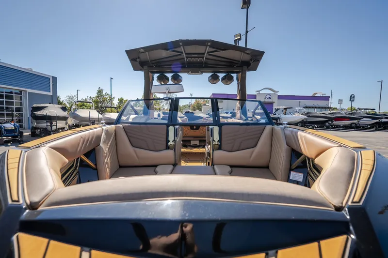 Slide: The Image of 2027 Tigé Ultré 25ZX boat interior with luxurious seating and modern design. - 61