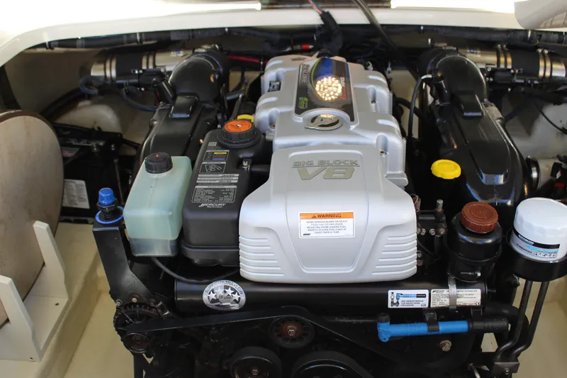 Slide: The Image of Engine compartment of a 2015 Formula 270 Bowrider with a Big Block V8 engine. - 45