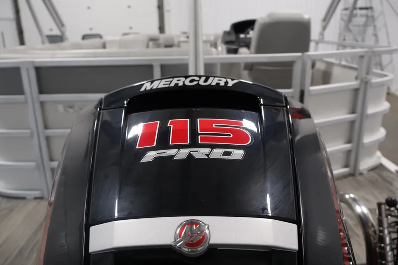 Slide: The Image of Mercury 115 Pro outboard motor on 2025 Ranger Reata 220C pontoon boat. - 40