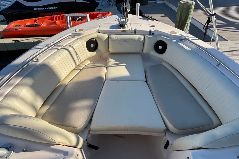 Slide: The Image of Grady-White Freedom 275 boat interior with spacious seating, 2008 model. - 7