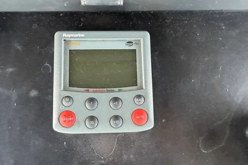 Slide: The Image of Raymarine ST6002 autopilot control on WEIST 62 Convertible, 1996 model. - 43