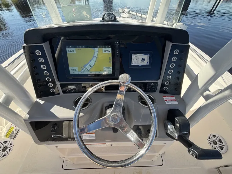 Slide: The Image of Robalo R230 Center Console 2021 - 9