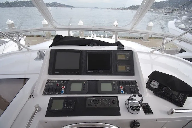 Slide: The Image of Cockpit view of 2004 Ocean Alexander 58 Pilothouse yacht with navigation equipment. - 31