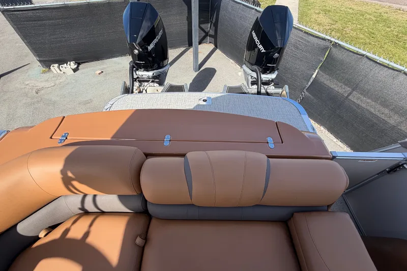 Slide: The Image of Avalon 2785 EL Saltwater Series 2025 - 89