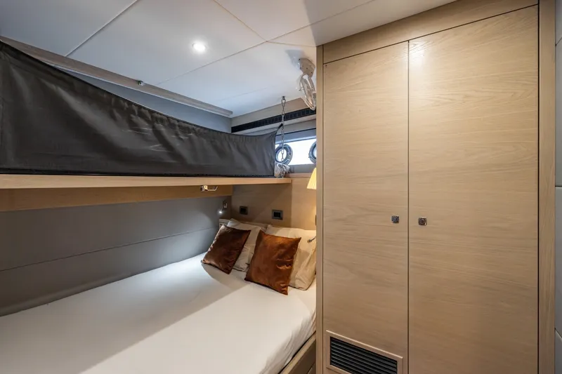 Slide: The Image of Boat photo - 46