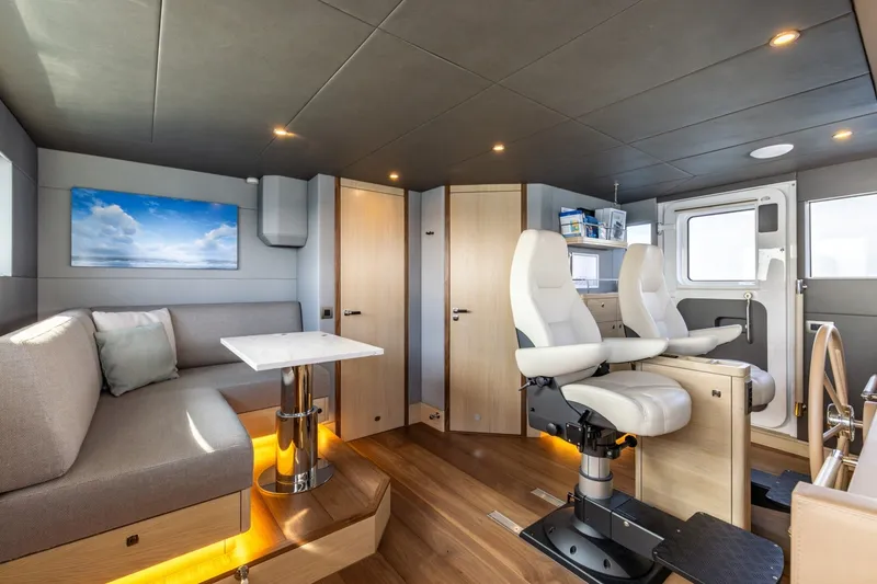 Slide: The Image of Boat photo - 24