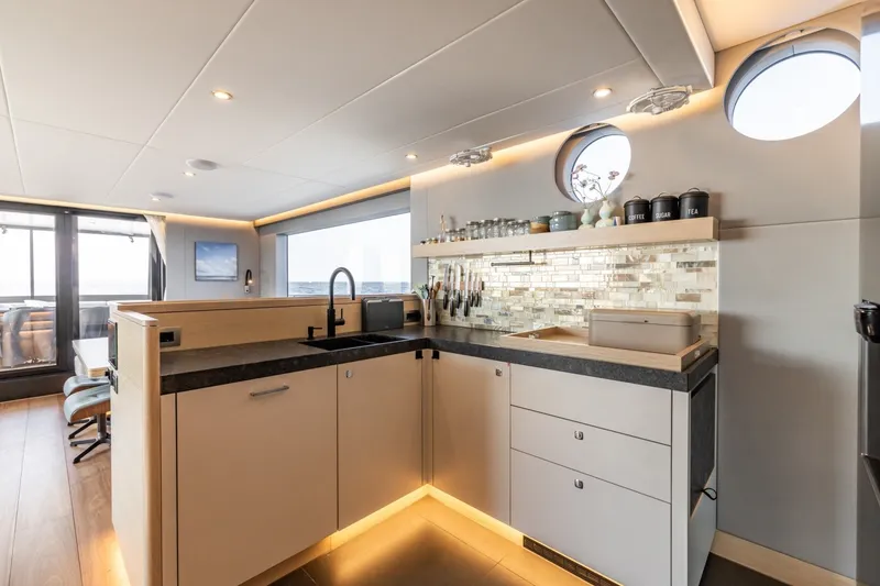 Slide: The Image of Boat photo - 19