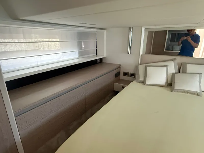 Slide: The Image of Cranchi E 52S Evoluzione 2019 - 52