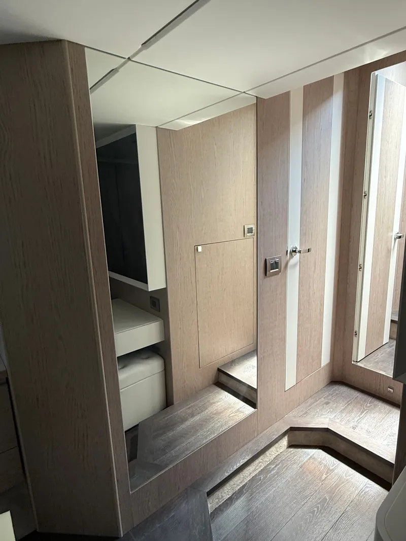 Slide: The Image of Cranchi E 52S Evoluzione 2019 - 55