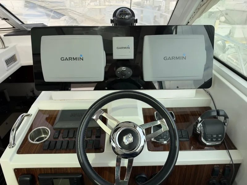 Slide: The Image of Cruisers 48 Cantius 2011 - 39