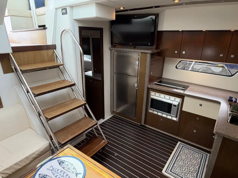 Slide: The Image of Cruisers 48 Cantius 2011 - 45
