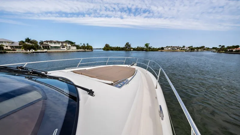 Slide: The Image of 2015 Prestige 550 'Legacy' - 61