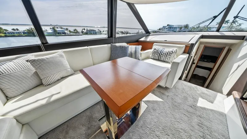 Slide: The Image of 2015 Prestige 550 'Legacy' - 28