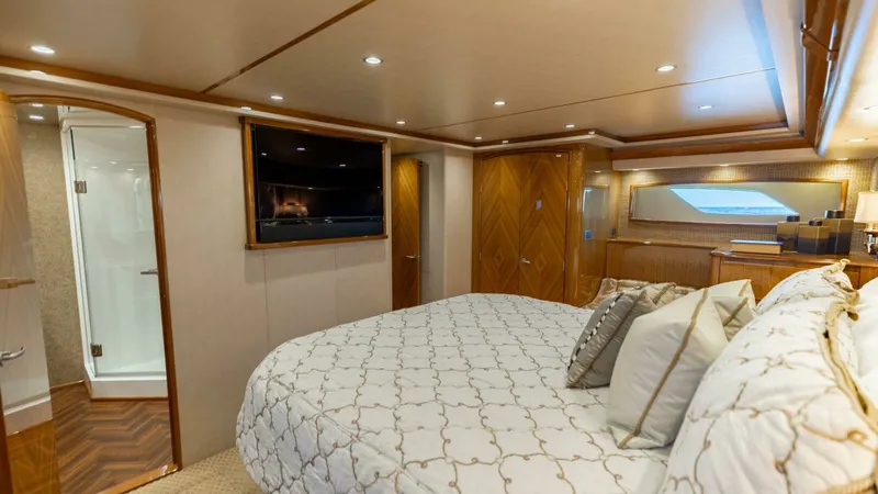 Slide: The Image of 2013 Viking 76 Convertible- REEL FIRE- Master Stateroom - 29