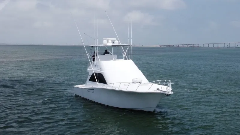 Slide: The Image of 2002 Cabo 43 Convertible - 50
