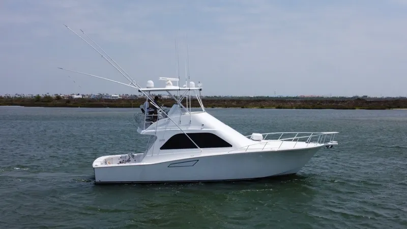 Slide: The Image of 2002 Cabo 43 Convertible - 45
