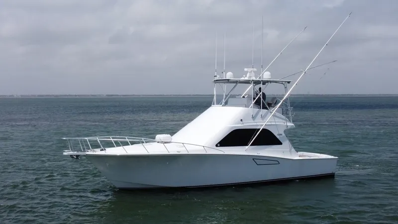 Slide: The Image of 2002 Cabo 43 Convertible - 54