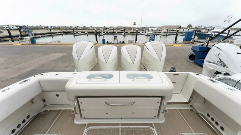 Slide: The Image of 2018 Hydra-Sports 42 Siesta - 23