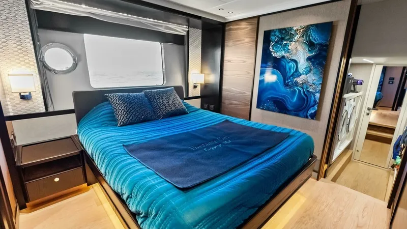Slide: The Image of Luxurious Master Stateroom - 20