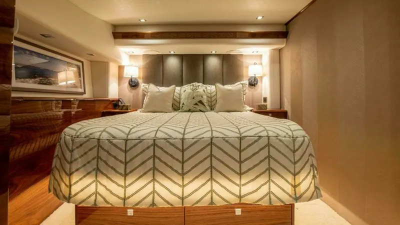 Slide: The Image of Luxurious Master Stateroom - 8