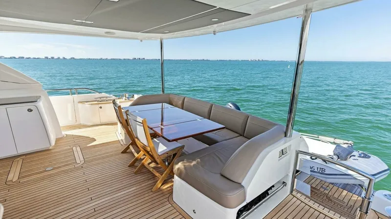 Slide: The Image of 2018 Princess Y75 Motor Yacht - 58