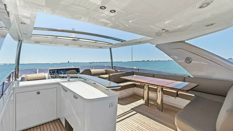 Slide: The Image of 2018 Princess Y75 Motor Yacht - 46
