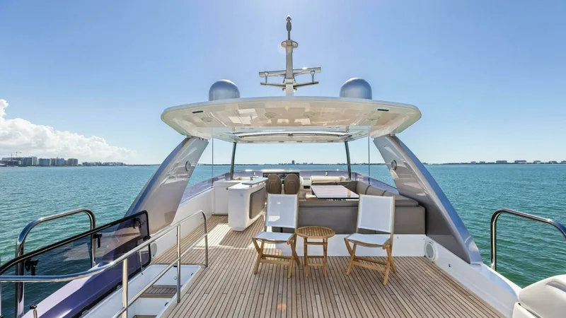 Slide: The Image of 2018 Princess Y75 Motor Yacht - 45