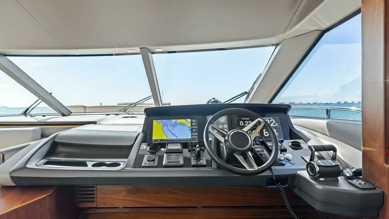 Slide: The Image of 2018 Princess Y75 Motor Yacht - 22