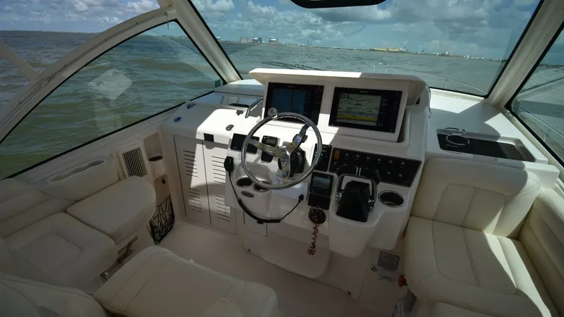 Slide: The Image of 2016 Grady-White 330 Express - 6